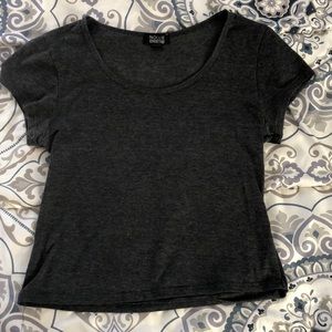 GRAY TIGHT FIT CROP TEE